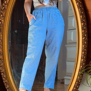 Womens size 6 unique blue jeans